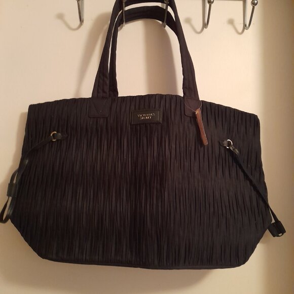 Victoria's Secret Handbags - New Black Victoria Secret Handbag.